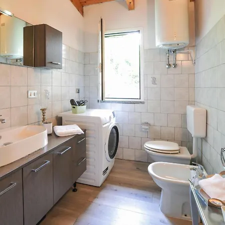 Ferienhaus 2 Bedroom Beautiful In