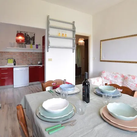 Ferienhaus 2 Bedroom Beautiful In Cortazzone