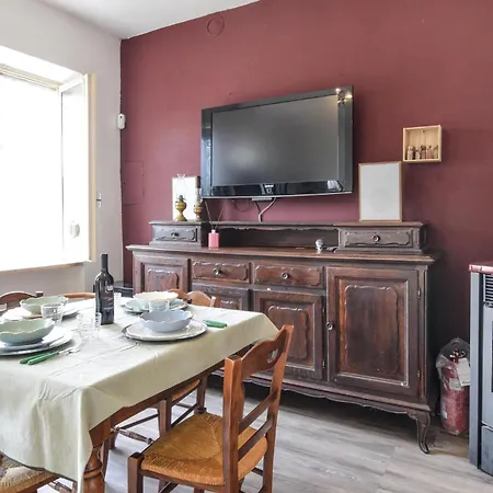 2 Bedroom Beautiful In Tatil Evi Cortazzone