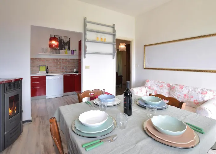 Vakantiehuis 2 Bedroom Beautiful In Cortazzone